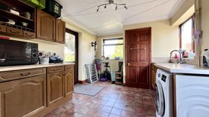 Utility Room- click for photo gallery